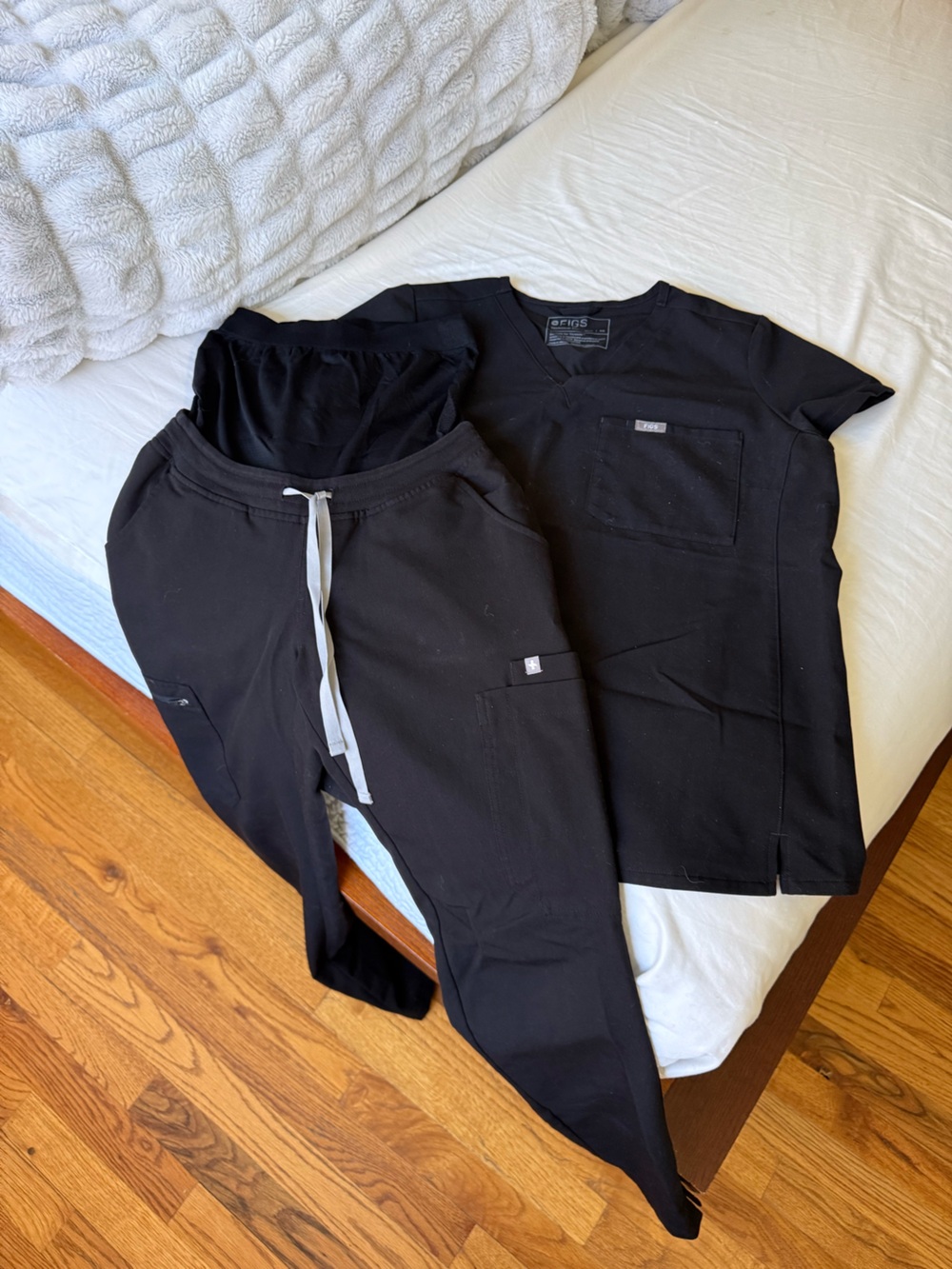 Figs Women Maternity Black Jogger Set